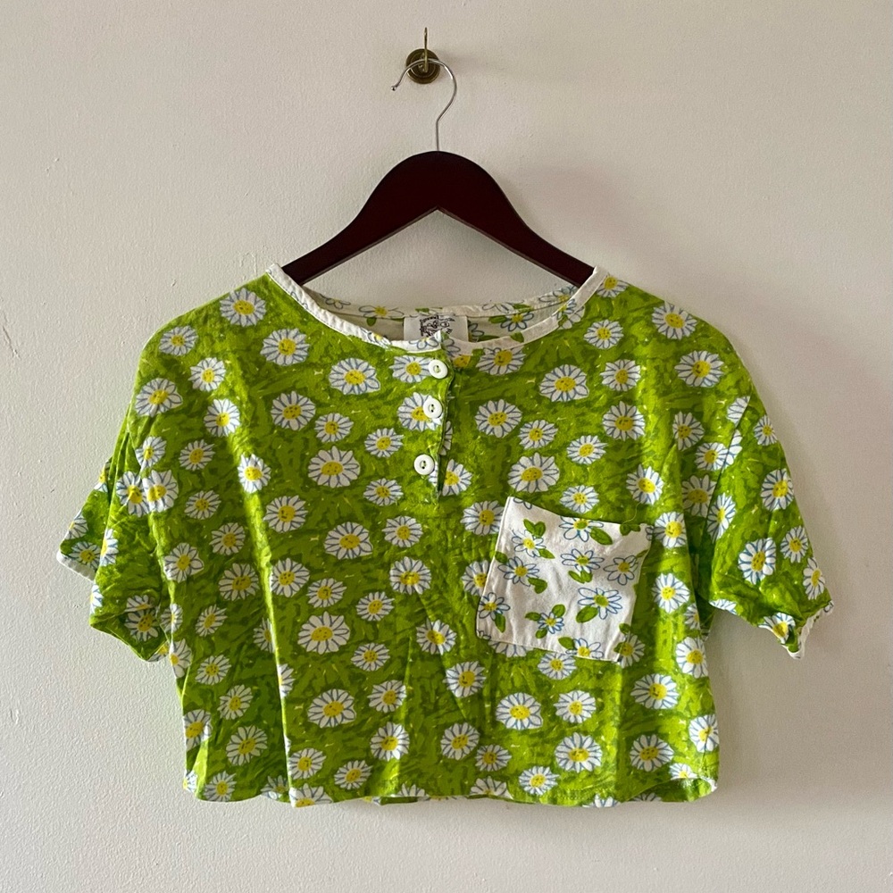 VINTAGE 90s DAISY FLOWER CROPPED TEE 
SHIRT